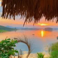 Hường Lake View Homestay, ξενοδοχείο σε Yên Bình