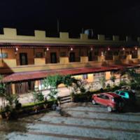 Hotel Aaradhya International Jagdalpur, hôtel à Jagdalpur près de : Jagdalpur Airport - JGB