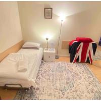 Single Room - Kings Cross, Female Only,, Guest House