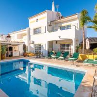 Villa Galé Sun - Luxury, 5bed with free wifi, AC, private pool, 5 min from the beach, hotell i Galé, Guia