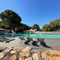 Appartement à Cala Rossa, hotel u gradu Lecci