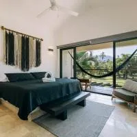 Casa Alkhuzamaa, hotel en Ixtapa