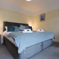 Pet friendly direct water access 3bed sleeps 6