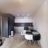 1 Bed Apartment in Cardiff Bay -Dixie Buildings, hotel in Cardiff Bay, Cardiff