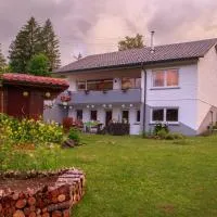 Ferienappartement Albschätzle, hotelli kohteessa Bronnen