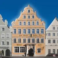 Hotel Goldene Sonne, hotel v destinaci Landshut