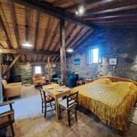 PITHARIA, Hotel in Askas