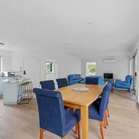 Sandy Point Beach Escape 2 Bedroom Apartment, hotel em Sandy Point