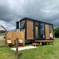 Forest Farm Tiny House, hotel in Tauranga