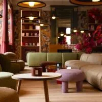 Serra Boutique Hôtel、アジャンのホテル