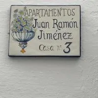 APARTAMENTOS JUAN RAMÓN JIMÉNEZ 3 – hotel w mieście Utrera