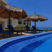 The Happinezz Hills Hotel، فندق في كاريمونجاوا