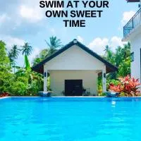 Captain's Cabin Resort - Naval Heritage (Swimming Pool)، فندق في كوتا بْهارو