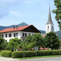Gasthof Prinzregent Superior, hotelli kohteessa Marquartstein