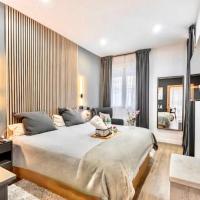 Luxury and elegant apartment Madrid, hotell i Latina, Madrid