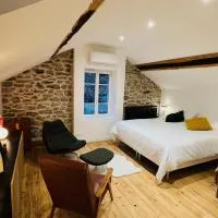 Yzeron में, होटल Villa Les Roches d'Yzeron
