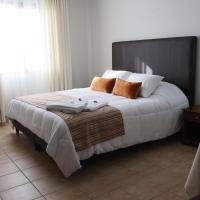 Hotel Qhawarina de Casas Kolping Bolivia S.R.L., hotel near Sucre Alcantari International Airport - SRE, Sucre