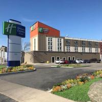 Holiday Inn Express & Suites Toronto Airport West, an IHG Hotel: bir Mississauga, Northeast Mississauga oteli