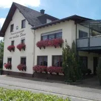 Gästehaus "Am weißen Stein"、Faidのホテル