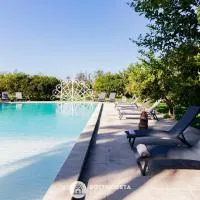 Masseria Le Menze، فندق في كافالينو دي ليتشي