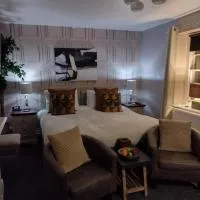 The Crown Inn - Rooms, מלון בקיינשם