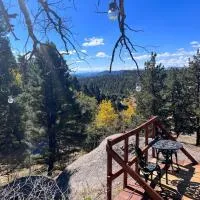 Cozy Cabin, hotel i Florissant