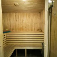 PRIVATE SAUNA & 4 bedrooms Old Town Rooftop Apartment