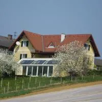 Gästehaus Haagen, hotel v destinácii Bad Waltersdorf