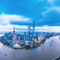 Pudong Shangri-La, Shanghai, hotel v okrožju Lujiazui, Šanghaj