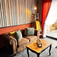 La Grange Aux Hirondelles - Chambre Atelier, hotel sa Woignarue