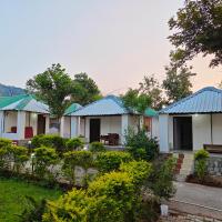 Nature's Lap Resort, hotel en Rājgarh