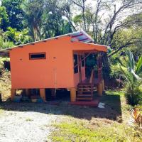 Tranquil Jungle Home-Casa Amado