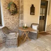Les Hortensias, hotel in Canly
