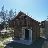 Chalé Mar a Vista Conforto e Pé na areia, готель у місті Аррою-ду-Сілва