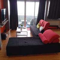 10Pax Deluxe Apartment , CloudView Snoopy Theme, Amber Court, Genting Highlands