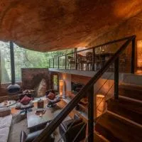 The Cavern, hotel ad Agrapatana