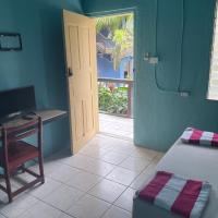 Airport Inn Roatan, hotel near Juan Manuel Gálvez International Airport - RTB, Coxen Hole