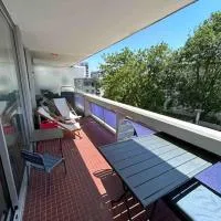 Superbe appartement, terrasse, accès direct RER, hotel v destinaci Massy
