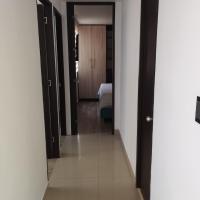 apartamento cerca al aeropuerto parqueadero privado conjunto cerrado bilbao, hotel near Camilo Daza International Airport - CUC, Cúcuta