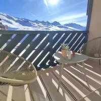 Cocon Montagnard avec Terrasse et vue Panoramique, хотел в Germ