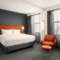 Courtyard by Marriott St. Petersburg Downtown