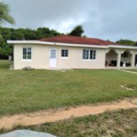 Suites Pineapple, hotel cerca de Aeropuerto de Eleuthera Sur - RSD, Rock Sound