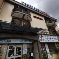 TCHATCHA HOTEL, hotel cerca de Aeropuerto de Yaoundé-Ville - YAO, Yaundé