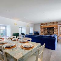 4 Bed in Lulworth Cove DC176