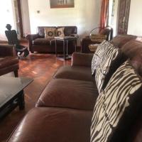 Luxury Retreat in Karen Suburb, Nairobi, hotel in: Karen, Nairobi