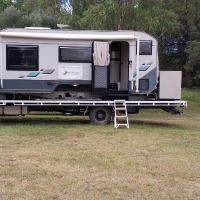 RV Caravan in Rural Setting on Edge of Town Max 2 night stay