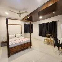 Kuber hotel, готель у місті Valsad