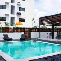 Estudio privado con vigilancia 24/7 con entrada independiente, โรงแรมในซานติอาโก เด ลอสกาบาเญโรส