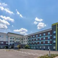 Tru By Hilton Pensacola Airport Medical Center, хотел в Пенсакола