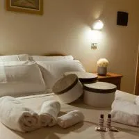 HOTEL RISTORANTE SAN GIOVANNI โรงแรมในฟาแลร์นา
